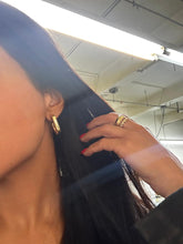 Load image into Gallery viewer, These Ultra
