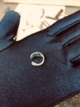 Load image into Gallery viewer, Organic Earcuff

